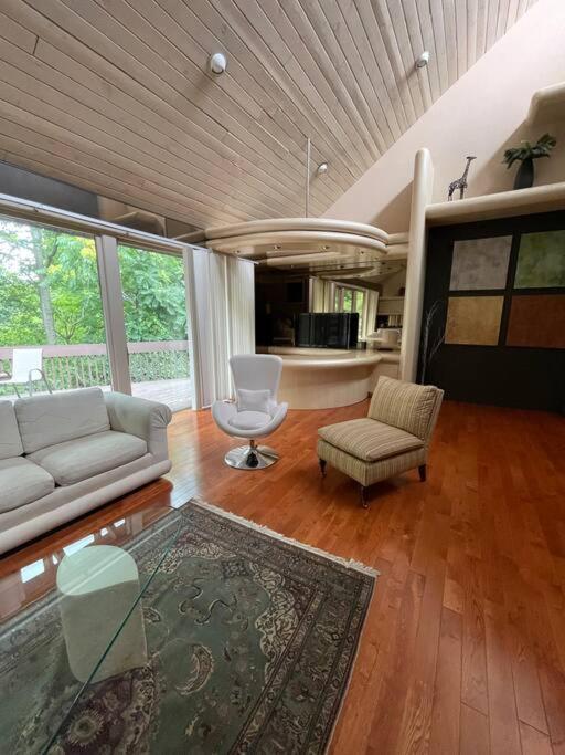 Villa Luxury Dramatic House In Livingston Extérieur photo